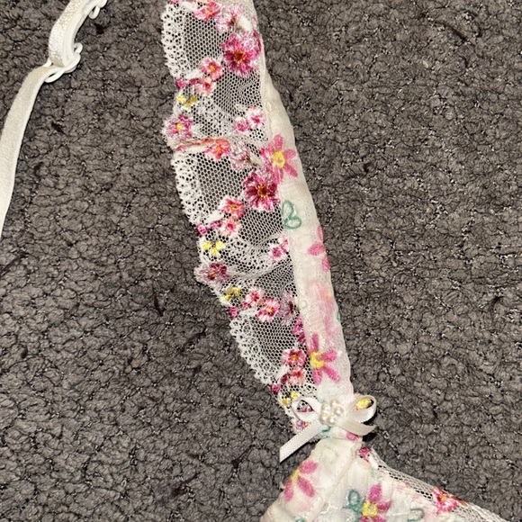 For love and lemons bra.Size 36C. Very beautiful pink and white - Picture 5 of 5